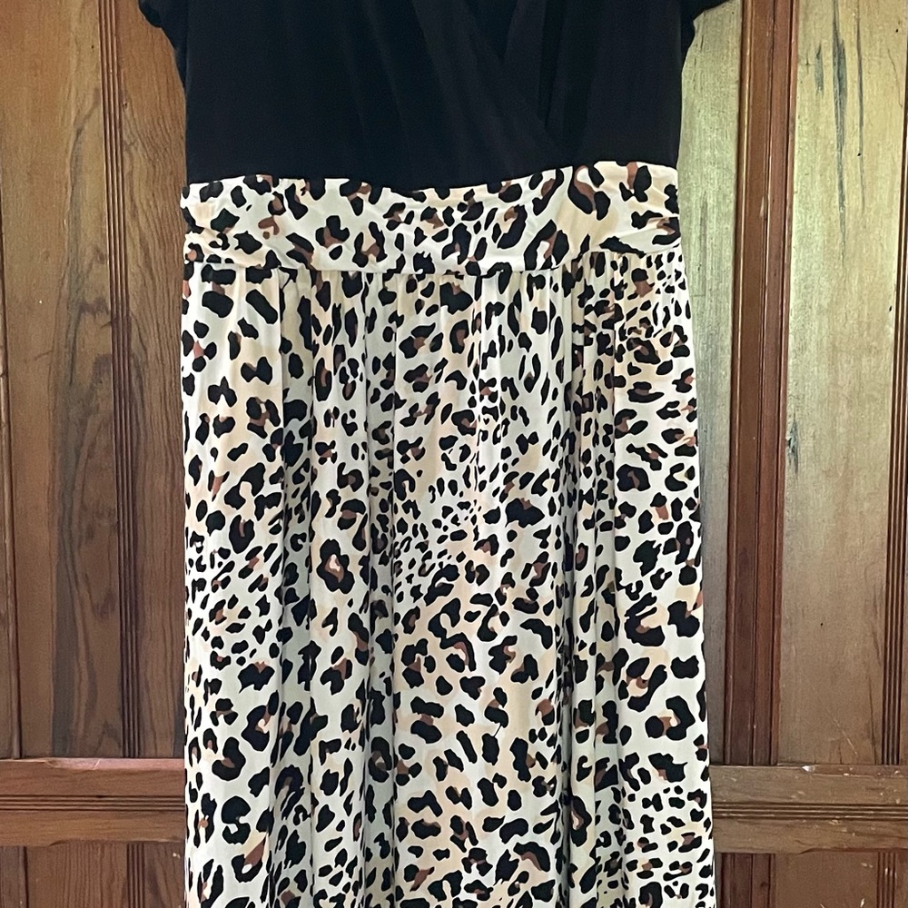 Leopard Print Maxi Dress - Black and Cream women’s size L